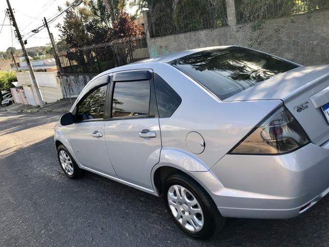 Fiesta Sedan 1.6 - 2014 _ 2 MIL de entrada _ Completo _ 62 km - Foto 4