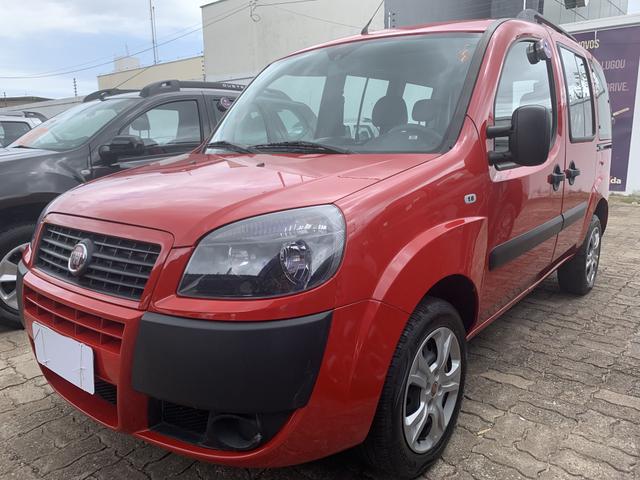 Fiat Doblo Essence 1.8 Flex 2018.2019 + IPVA 2020 Pago - Foto 2