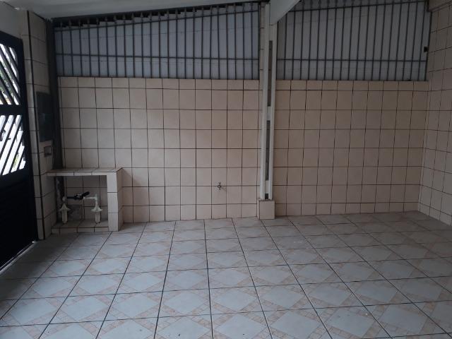 Casa 2 dormitórios em rua pública Praia Grande bairro boqueirão - Foto 3