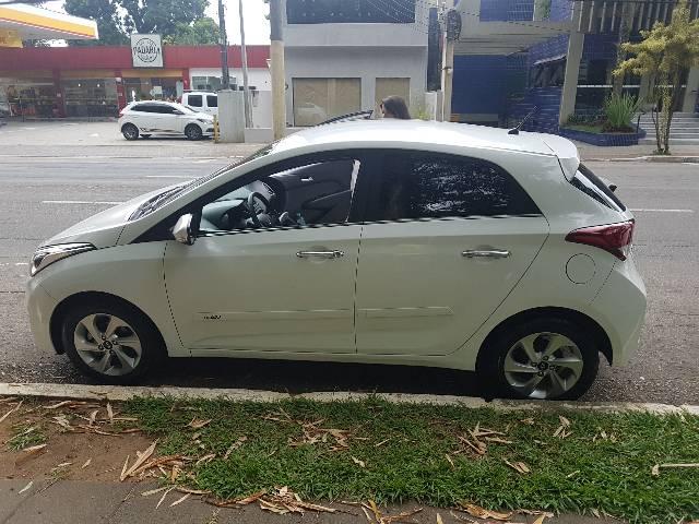 Hb20 automático 2a dona bx km, branco. Impecável