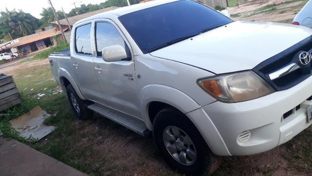 Toyota Hilux - Foto 2