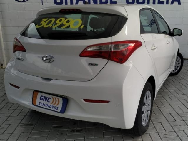 HYUNDAI HB20 1.0 COMFORT PLUS 12V FLEX 4P MANUAL. - Foto 4