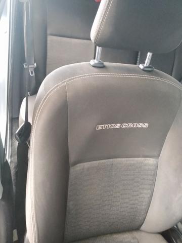 Toyota Etios Cross 1.5, 16V, Flex Manual 2014, Único dono - Foto 5