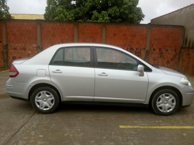 Tiida sedan 2012