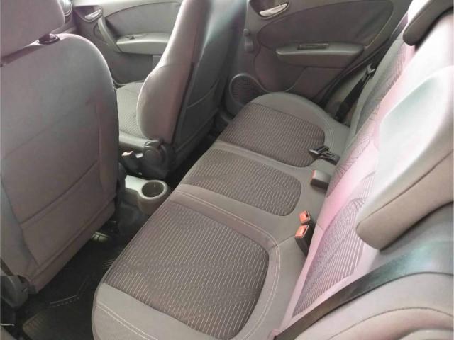 Fiat Palio ATTRACTIVE 1.0 - Foto 8