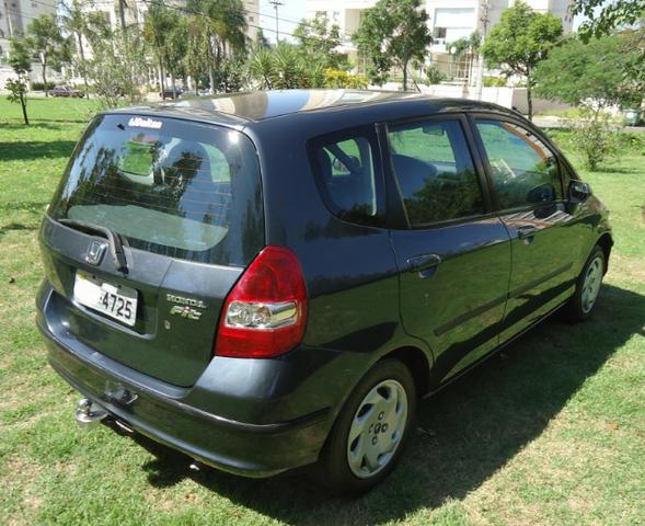 Fit 2004 LX 1.4 8v AirBag 114.000 KM Couro Ar Raridade (19.990 á vista) (21.990 p/ troca) - Foto 3