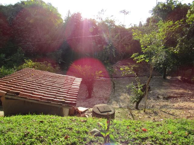 Caetano Imóveis - Sítio com 3.000m², com casa sede de 3 quartos e muito verde (confira!) - Foto 10