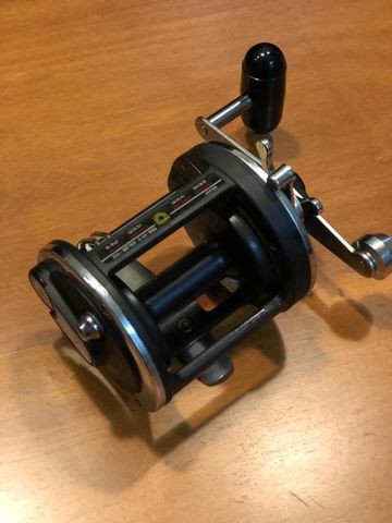 Carretilha Daiwa Sealine 27 SH Nova na Caixa