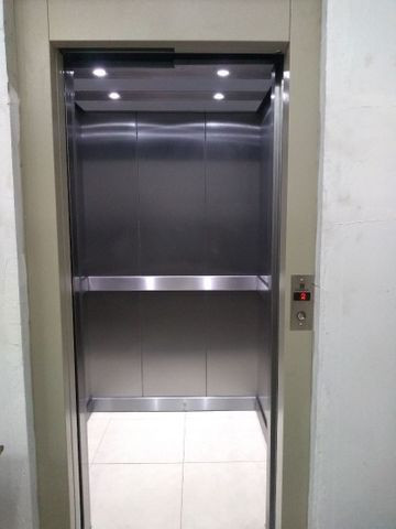 Montagem e manutenção de elevadores
