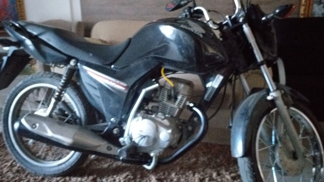 HONDA CG 125 ANO 2018 POR UNO MILLE