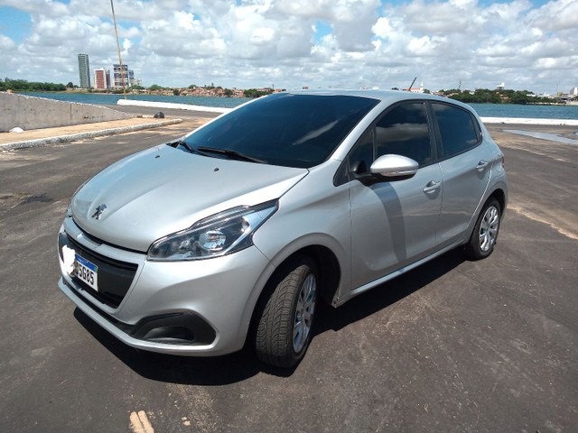PEUGEOT 208 1.2 3 CILINDROS 19-19