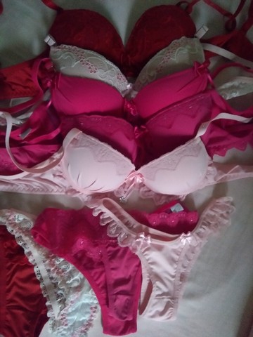 Conj. sutiã com bojo e calcinha pink, rosa e vermelho