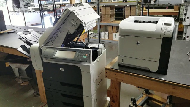 Multifuncional Laser colorida HP LaserJet M4555mfp - Foto 2