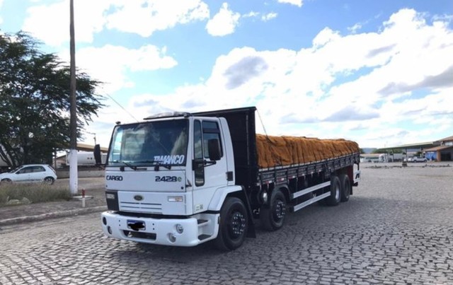 ARGO 2428 2010 BITRUCK