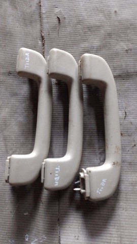 Kit alça de segurança teto Nissan Tiida, 2009.