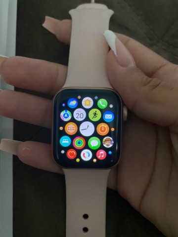 Vendo Apple Watch ?6? rose - Celulares e telefonia - Realengo, Rio de  Janeiro 1039716635 | OLX