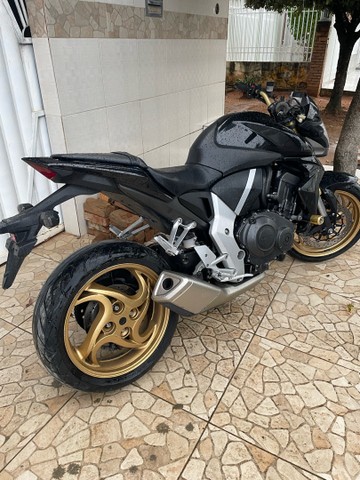 VENDO CB 1000R