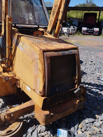 Capô retro Case 580 L