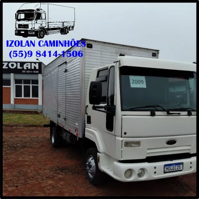 Caminhão Cargo Baú 815e ano 2009