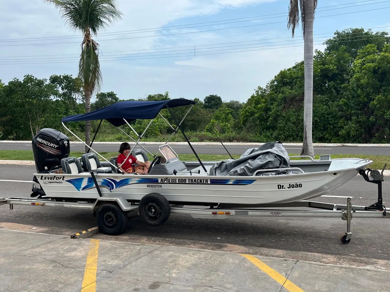 Lancha Apolus 600 motor 100hp ano 2018