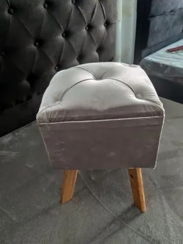 Puff retro capitonado pes de madeiras reforçados  - Foto 3