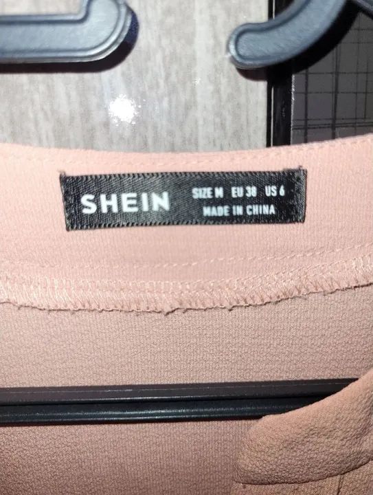 camisa social rose dá shein - Foto 2