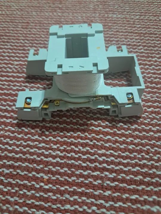Bobina para Contator WEG BCA4-40-V15 CWM32-40 - Foto 3