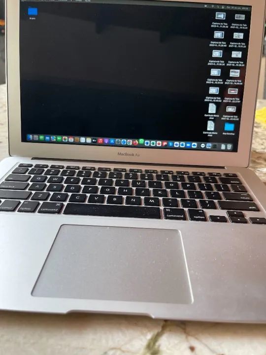 Macbook Air 13.3" Cinza, com Mouse Apple Branco - Foto 2