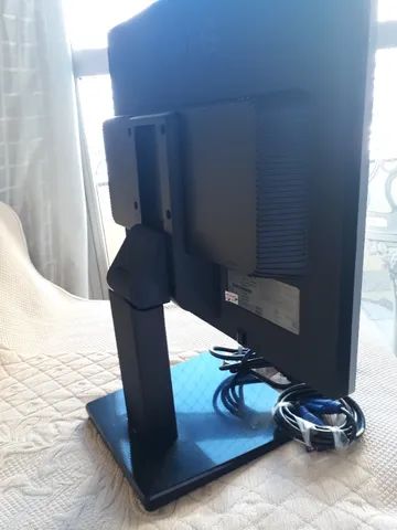 Monitor LG Flatron modelo L1953 H de 19" seminovo em ótimo estado - Foto 5