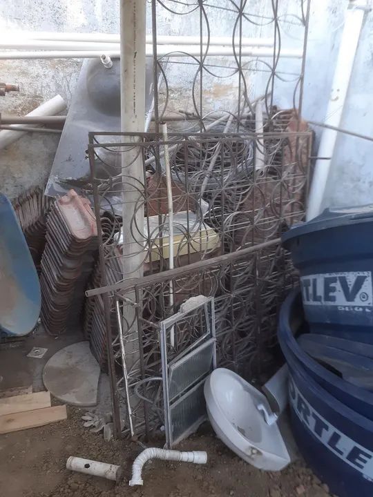 .Grades para janela: 2x120x100 cm, porta e bascula. - Foto 3