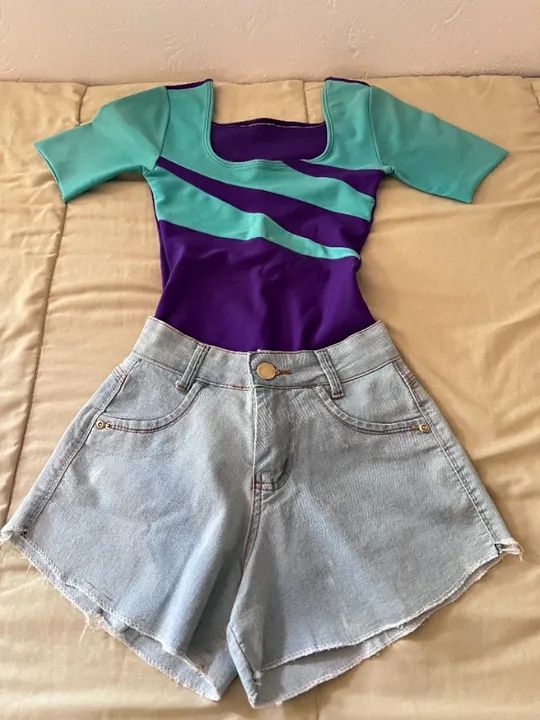 Lotinho de roupas 10 anos com 11 peças - Foto 6
