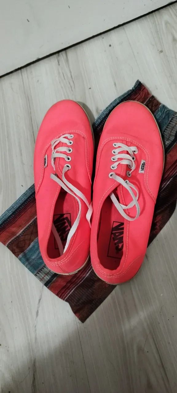 Tenis Vans Rosa Neon importado EUA original Calçados Maracanã
