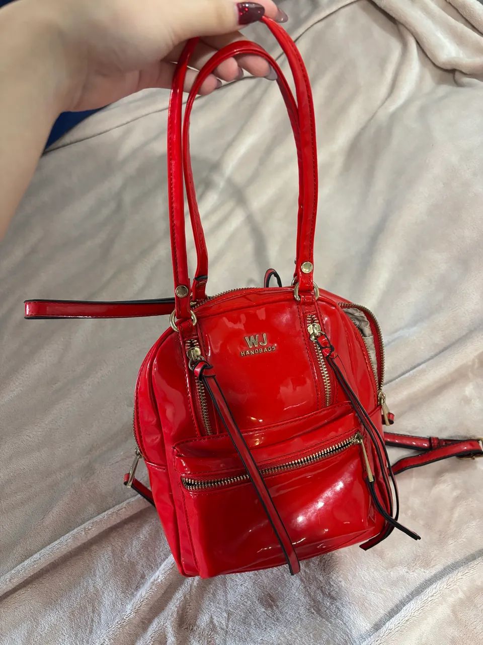 Bolsa/mochilinha vermelha Wj