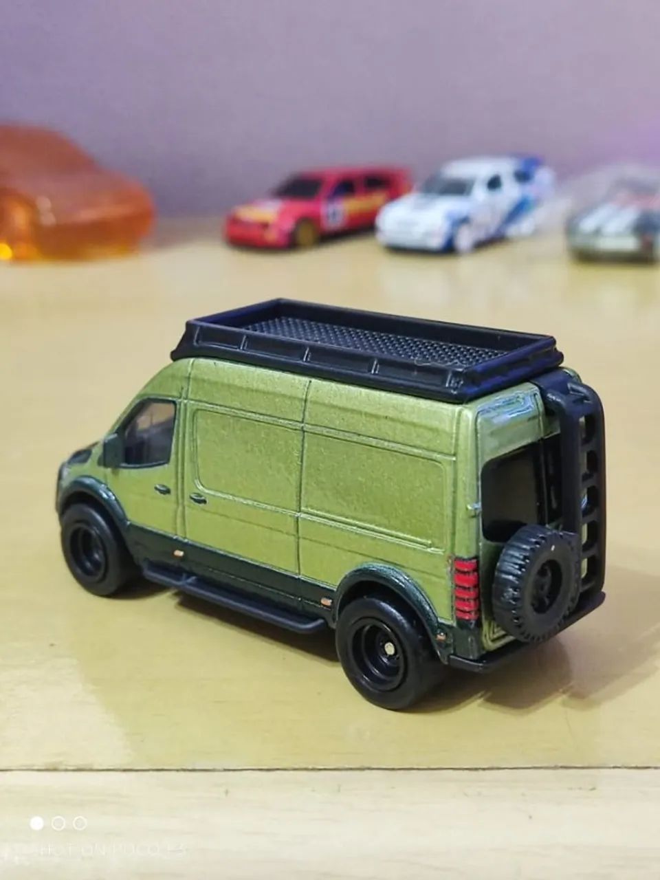 Hot Wheels Premium Mercedes-Benz Sprinter - Foto 2