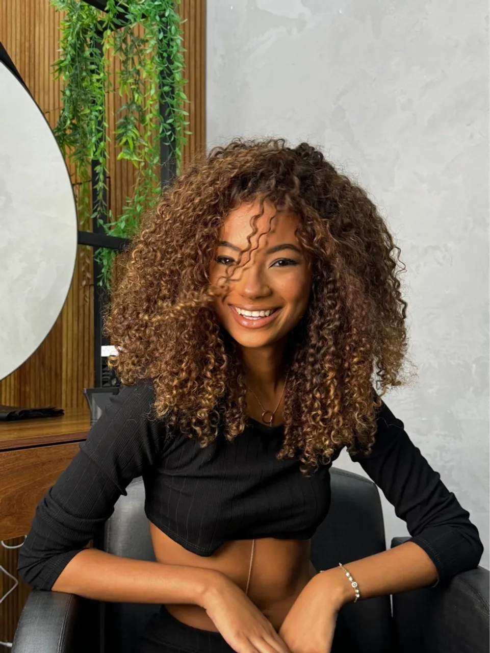 Cabelo brasileiro cachos feito - Produtos Especiais