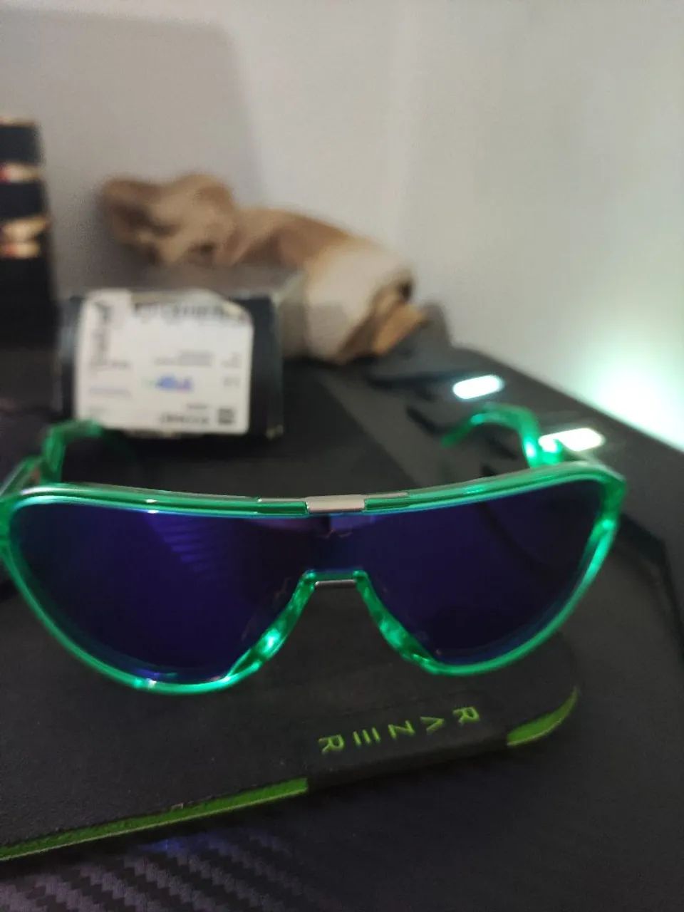 Óculos de Sol Oakley CMDN Translucent Celeste W Prizm Violet - Masculino - Verde - Foto 2