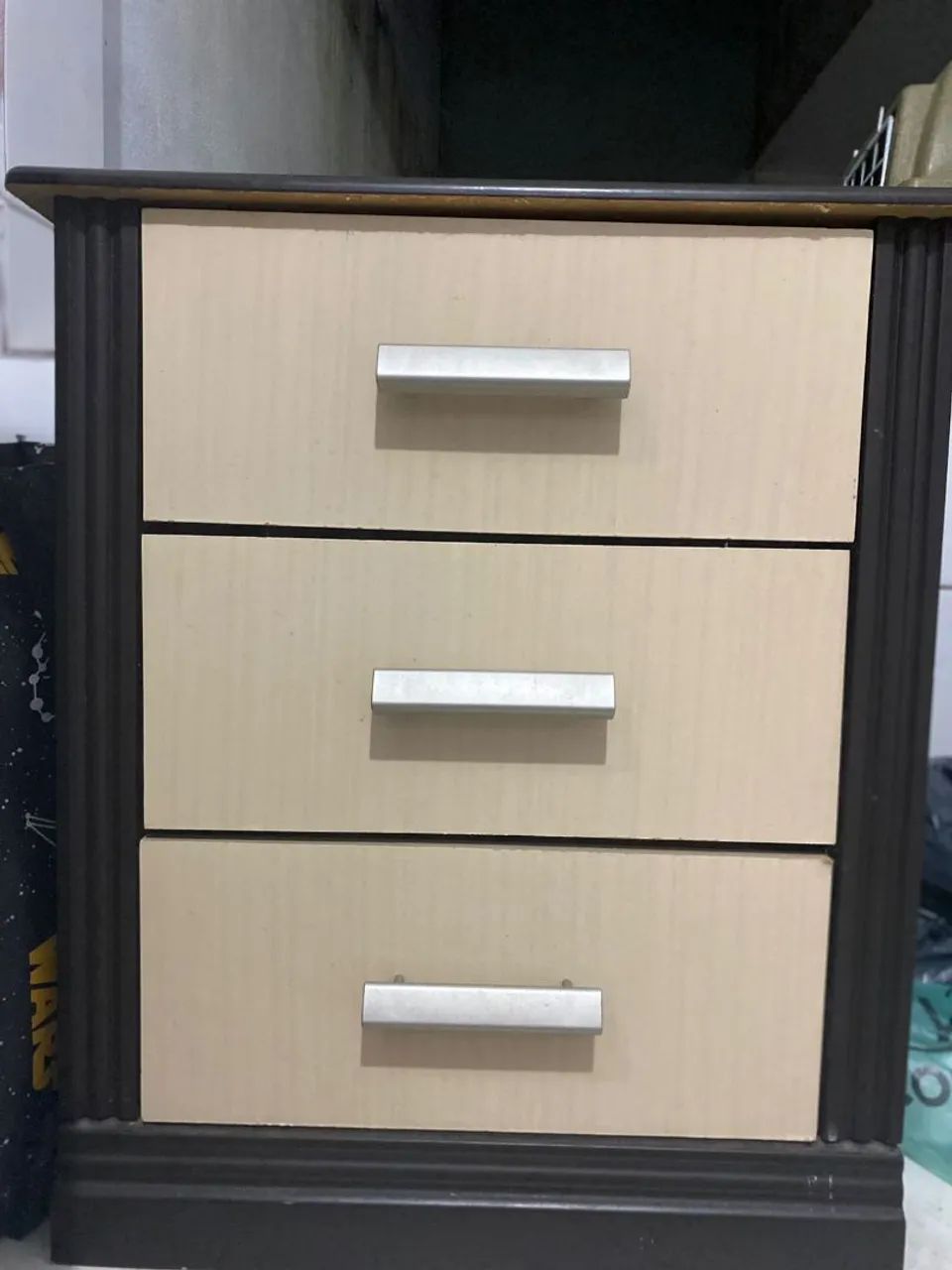 Cômoda com 3 Gavetas - Ideal para Organização