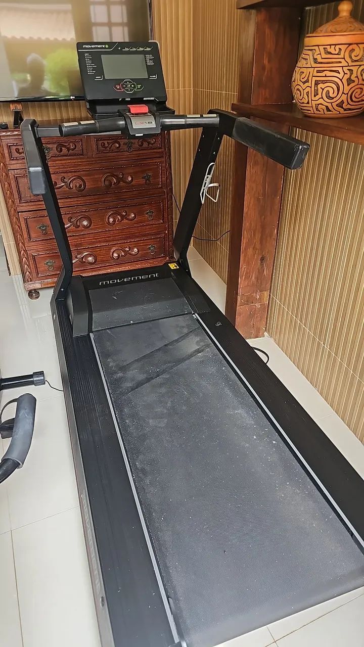 Esteira Elétrica Movement - Ótima para seus treinos!