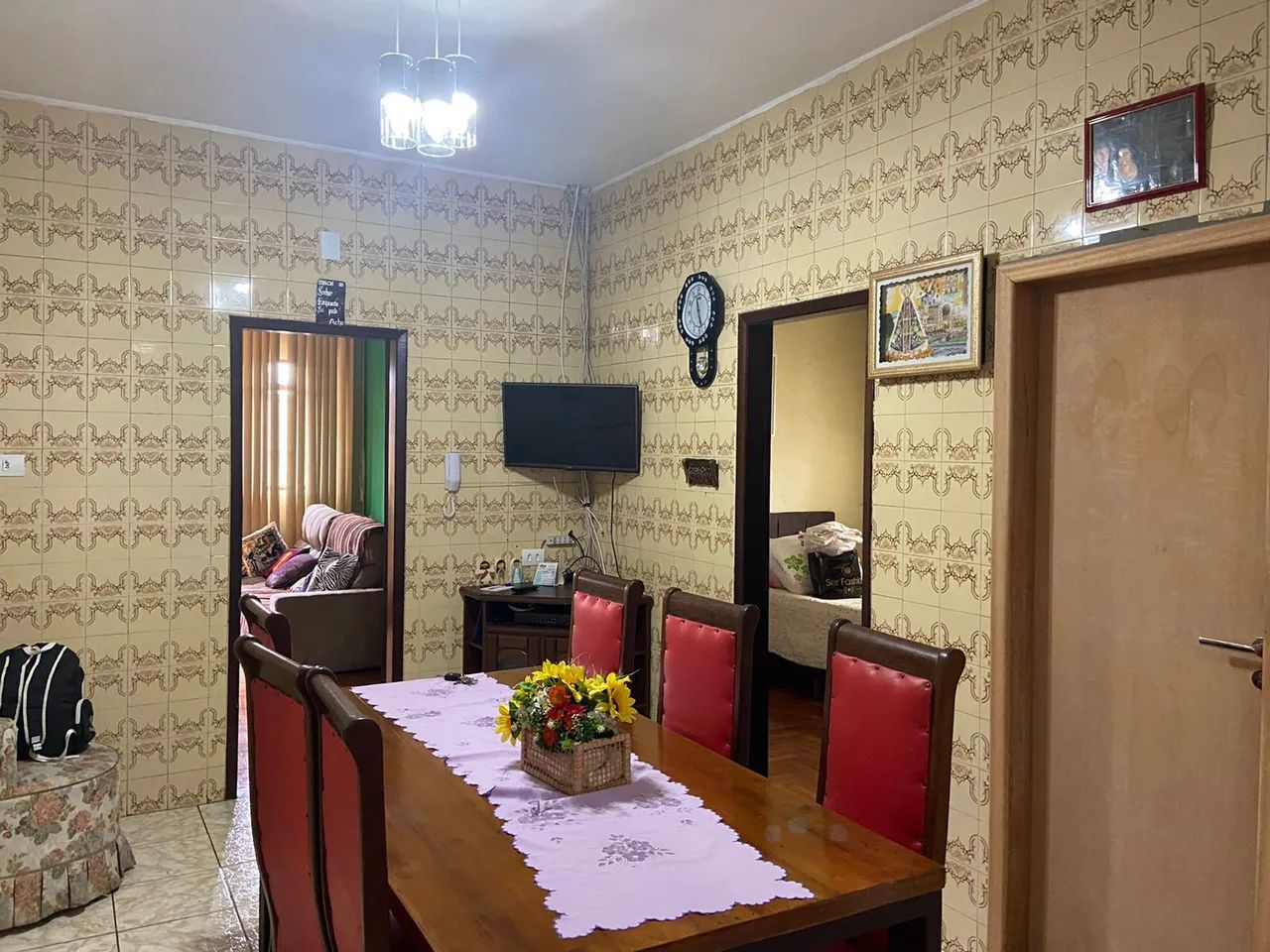 Casa para venda (aceita financiamento), possui 360m² com 4 quartos em bairro Lindeia - Con - Foto 2