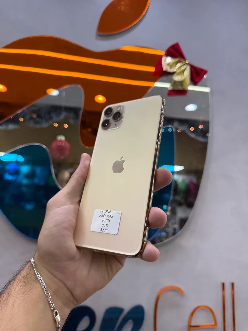 IPHONE 11 PRO MAX 64GB GOLD SEMI NOVO BLACK FRIDAY - Celulares e
