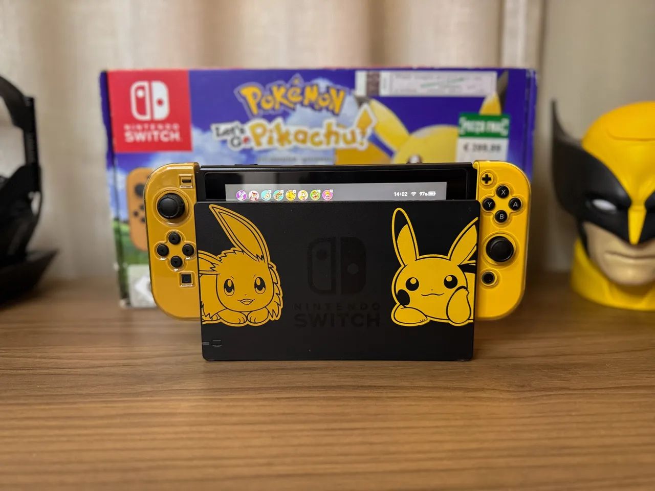 Nintendo Switch V2 - Edição Especial Pokémon Let?s Go - Foto 4