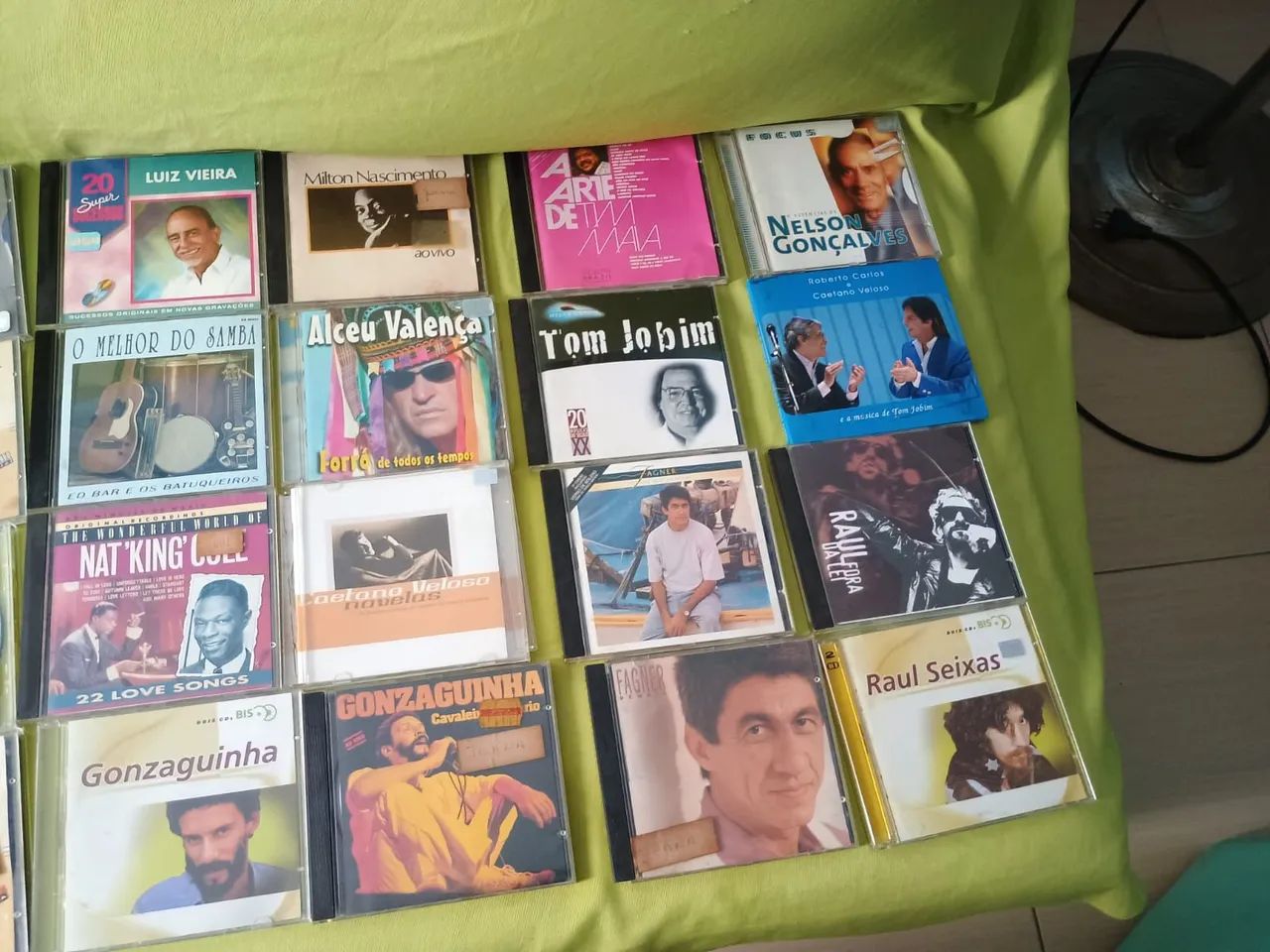 LOTE CDS ANTIGOS-ACEITO OFERTA - Foto 4