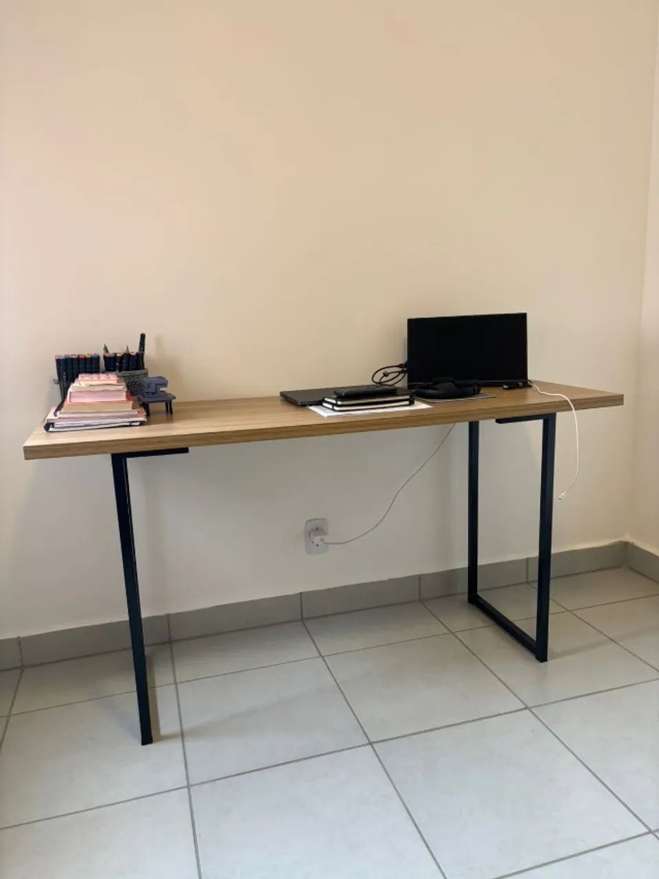 MESA PARA ESCRITÓRIO