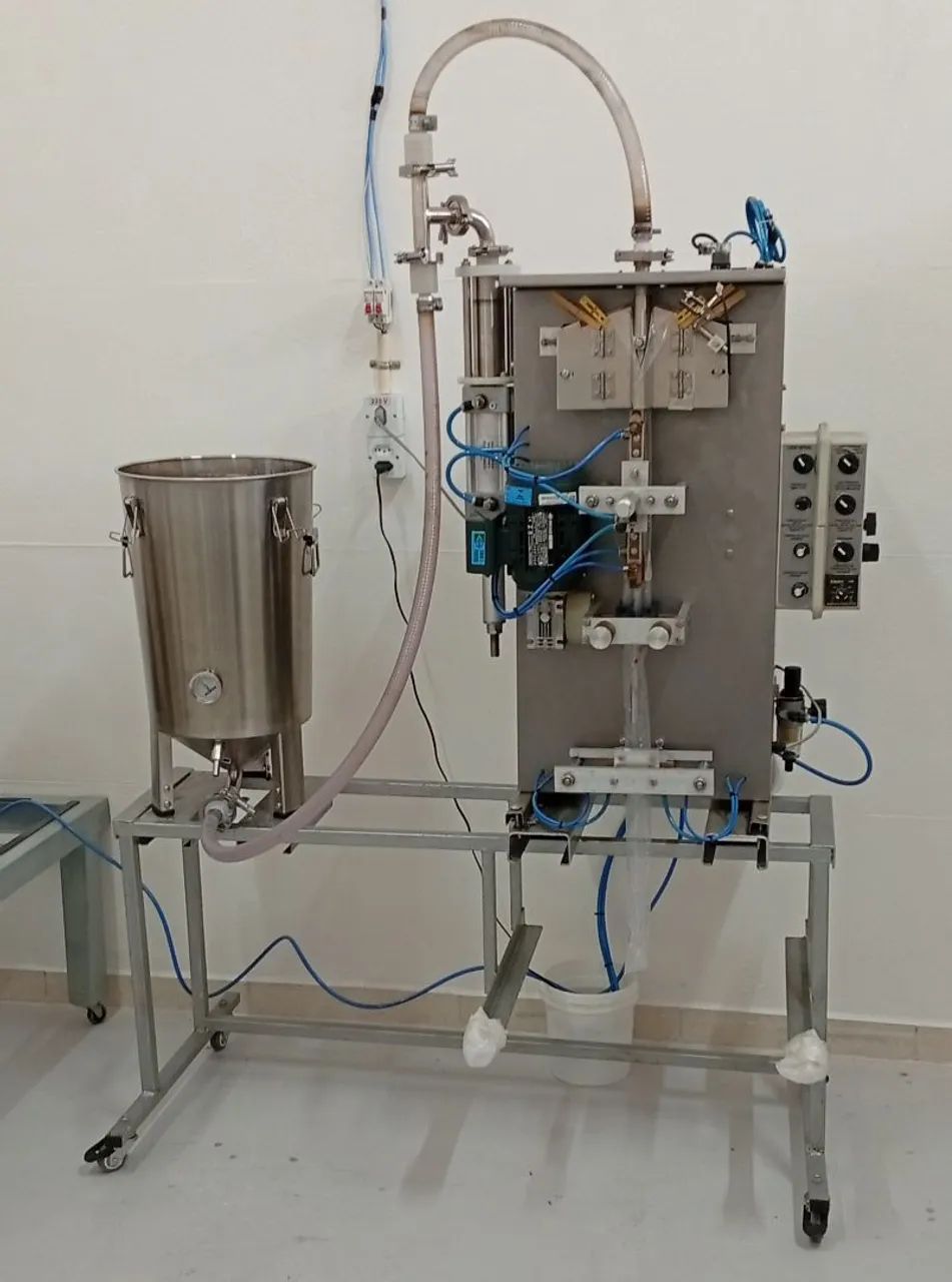 Máquina Envasadora Empacotadora Automática - Geladinhos/gelinhos/pastosos - Foto 4