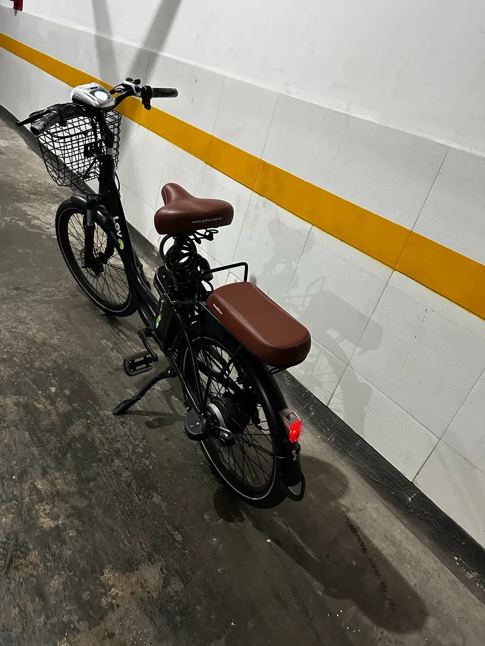 Bicicleta Lev L - Pouco Uso e com Nota Fiscal - Foto 4