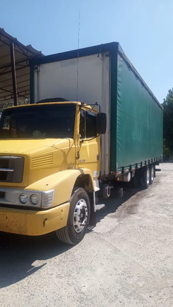 MB 1620 tuck baú saider