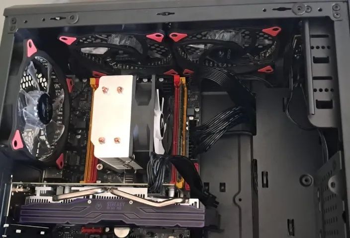 Pc Gamer Xeon X79 VG2 E5 2689 16GB RAM DDR3 Nvme 256 Fonte 600w Leiam o anuncio! - Foto 2