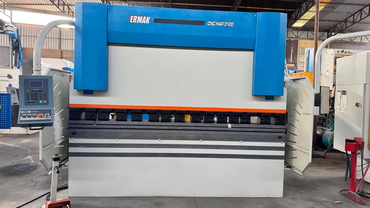 Dobradeira CNC ERMAK