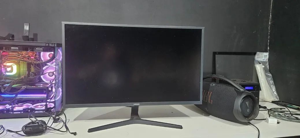 Monitor Profissional Samsung 32' LED, 4K UHD, 100% sRGB, HDMI/DisplayPort, FreeSync - LU32