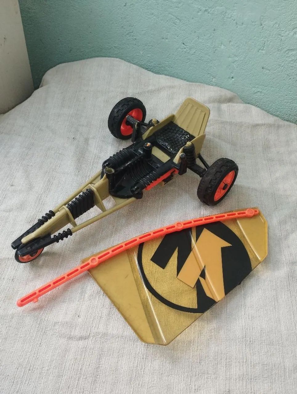 Carrinho de brinquedo com vela - Foto 4